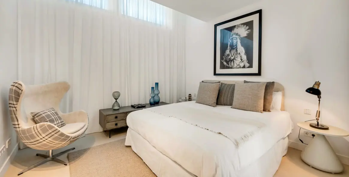 Продажа  отдельно стоящей виллы в El Paraiso 16