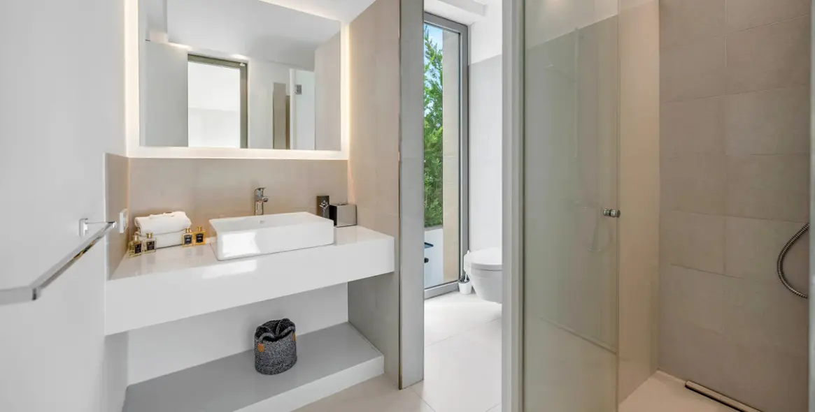 Продажа  отдельно стоящей виллы в El Paraiso 20