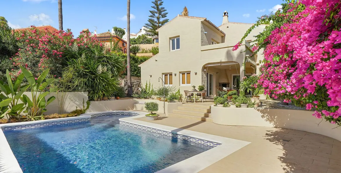 Краткосрочная аренда  отдельно стоящей виллы в Calahonda 2