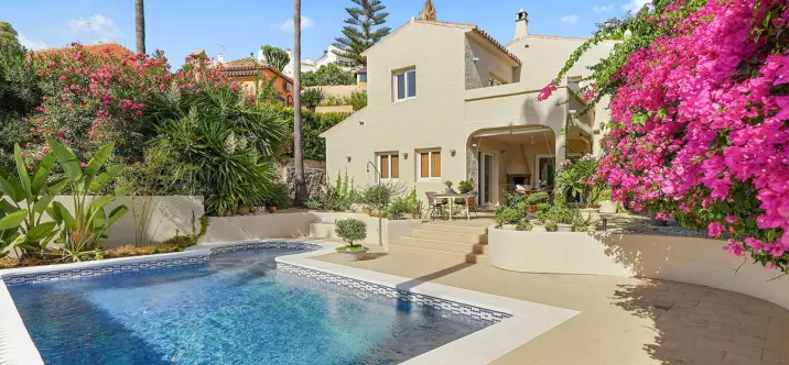 Краткосрочная аренда  отдельно стоящей виллы в Calahonda 1