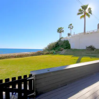 Short-term rent of semi-detached house in Estepona