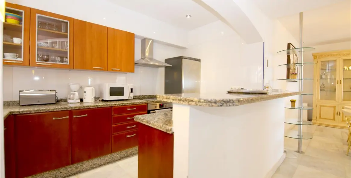 Short-term rent of semi-detached house in Estepona 8