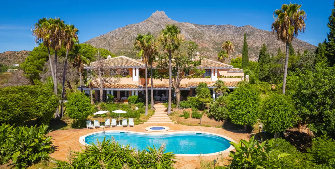 Продажа  отдельно стоящей виллы в The Golden Mile 2