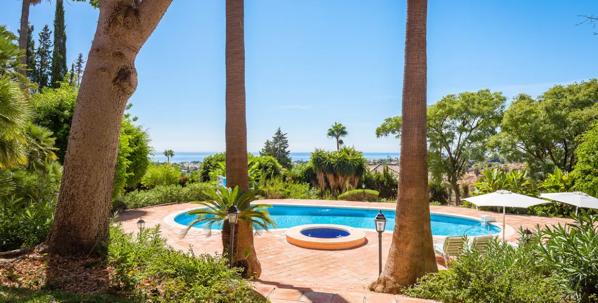 Продажа  отдельно стоящей виллы в The Golden Mile 5