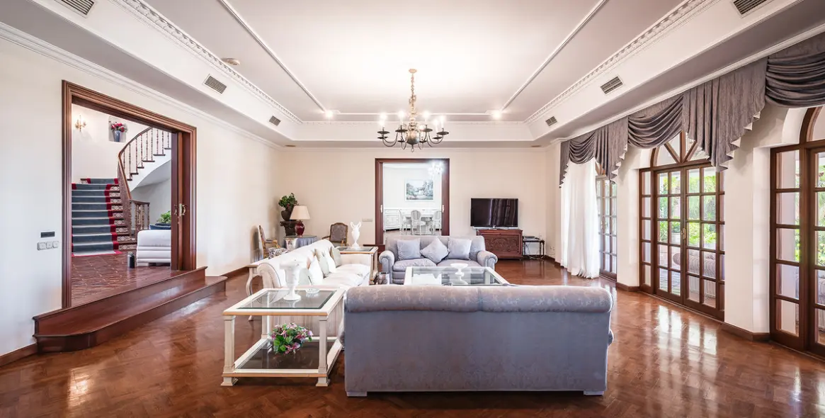 Продажа  отдельно стоящей виллы в The Golden Mile 7