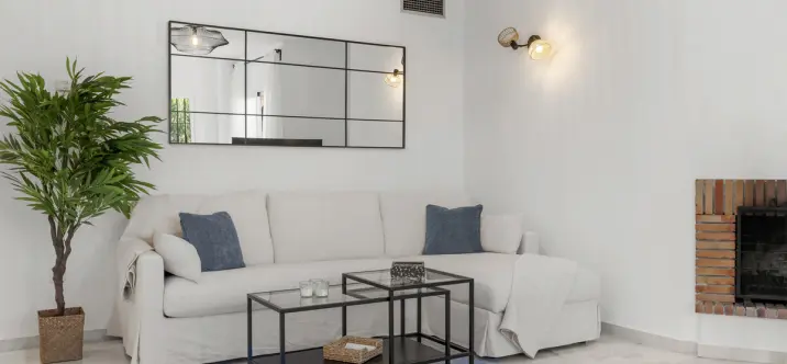 Long-term rent of penthouse in Nueva Andalucía 3