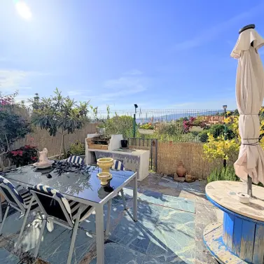 Venta de apartamento en planta baja en Casares Playa