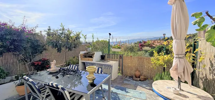 Venta de apartamento en planta baja en Casares Playa 0