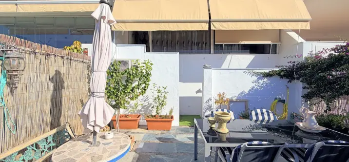 Venta de apartamento en planta baja en Casares Playa 2