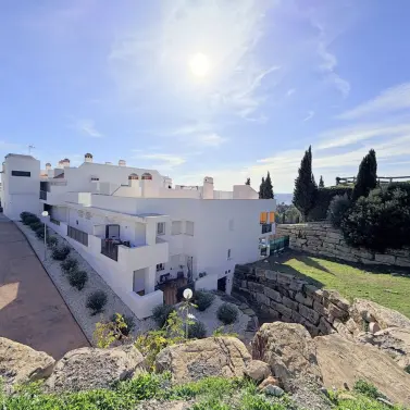 Venta de apartamento en planta baja en Casares Playa