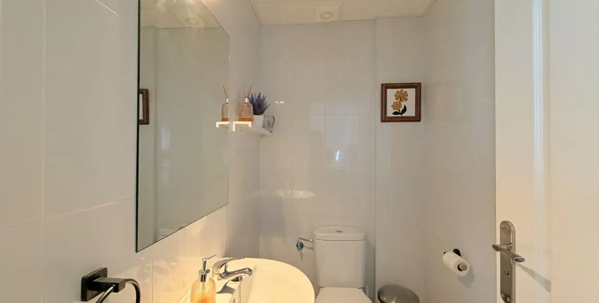 Продажа апартаментов на первом этаже в Casares Playa 20