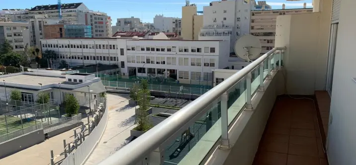 Sale of middle floor apartment in Marbella 0