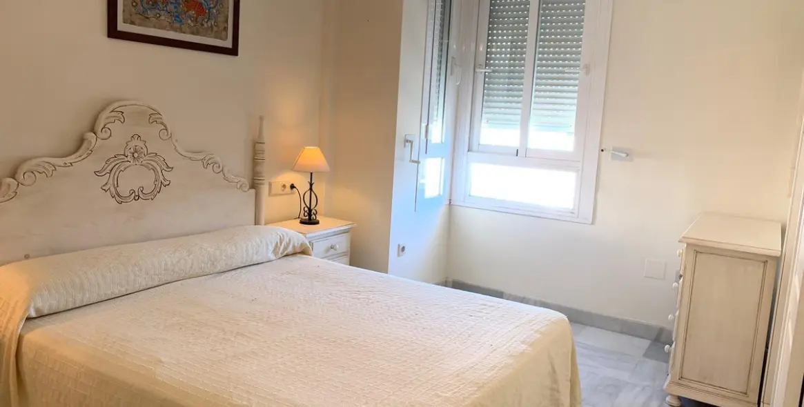 Sale of middle floor apartment in Marbella 4