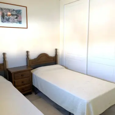 Sale of middle floor apartment in Marbella