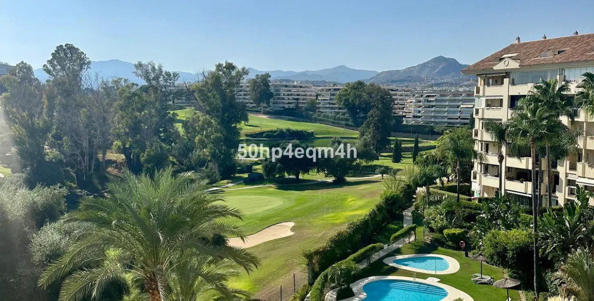 Sale of middle floor apartment in Guadalmina Alta 1