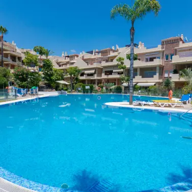 Sale of penthouse duplex in Bel Air