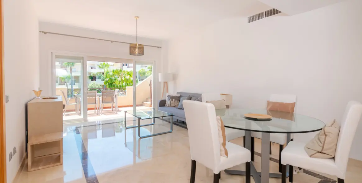 Sale of penthouse duplex in Bel Air 3