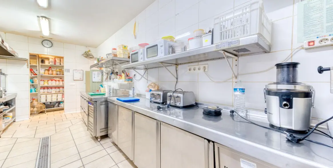 Sale of café in San Pedro de Alcántara 13