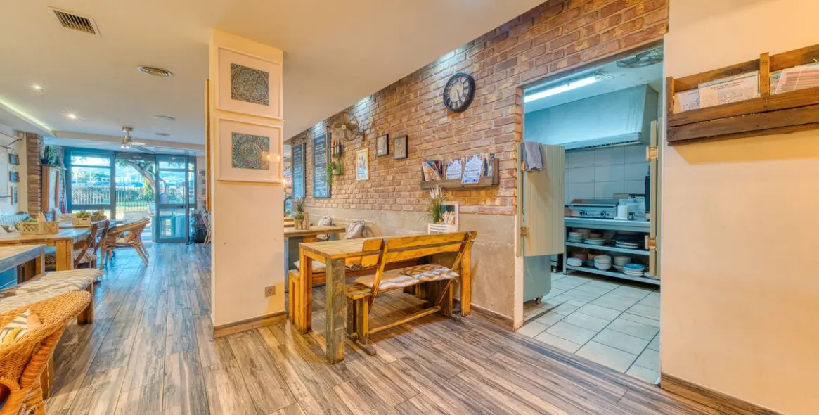 Sale of café in San Pedro de Alcántara 17