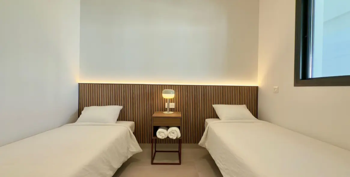 Продажа апартаментов на среднем этаже в Higueron 10