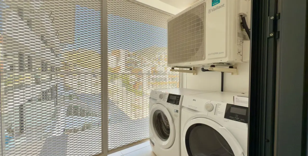 Продажа апартаментов на среднем этаже в Higueron 12