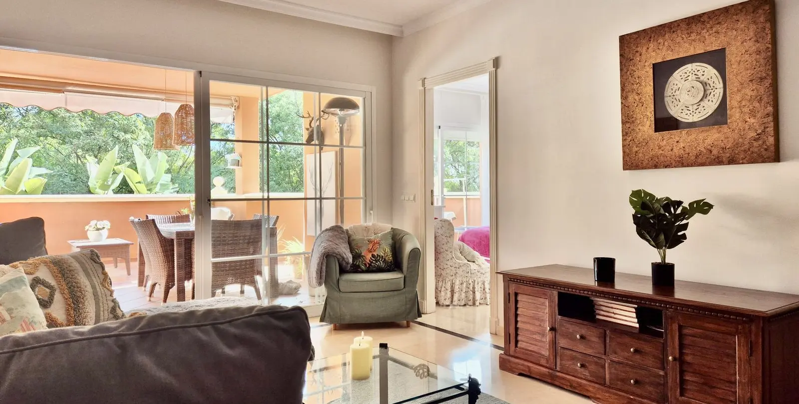 Sale of middle floor apartment in Nueva Andalucía 5