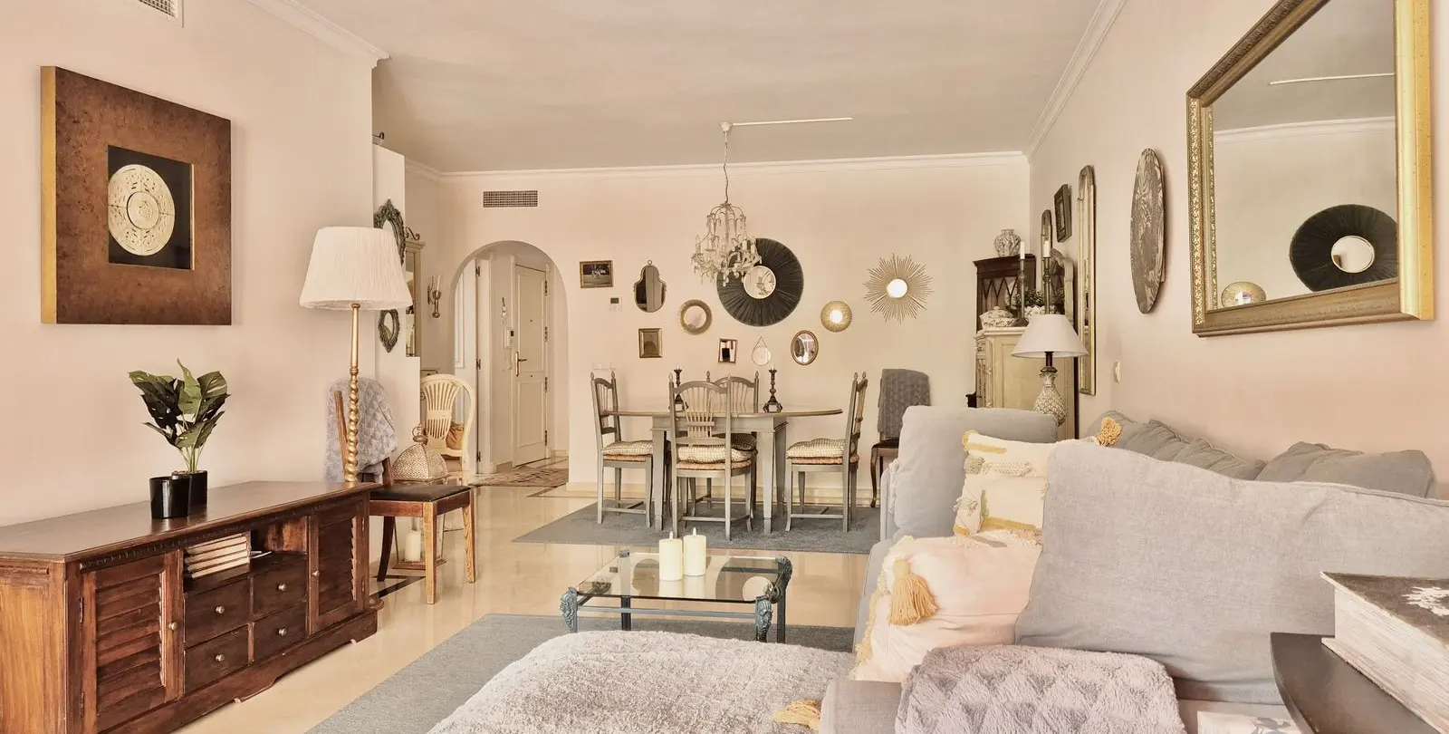 Sale of middle floor apartment in Nueva Andalucía 9