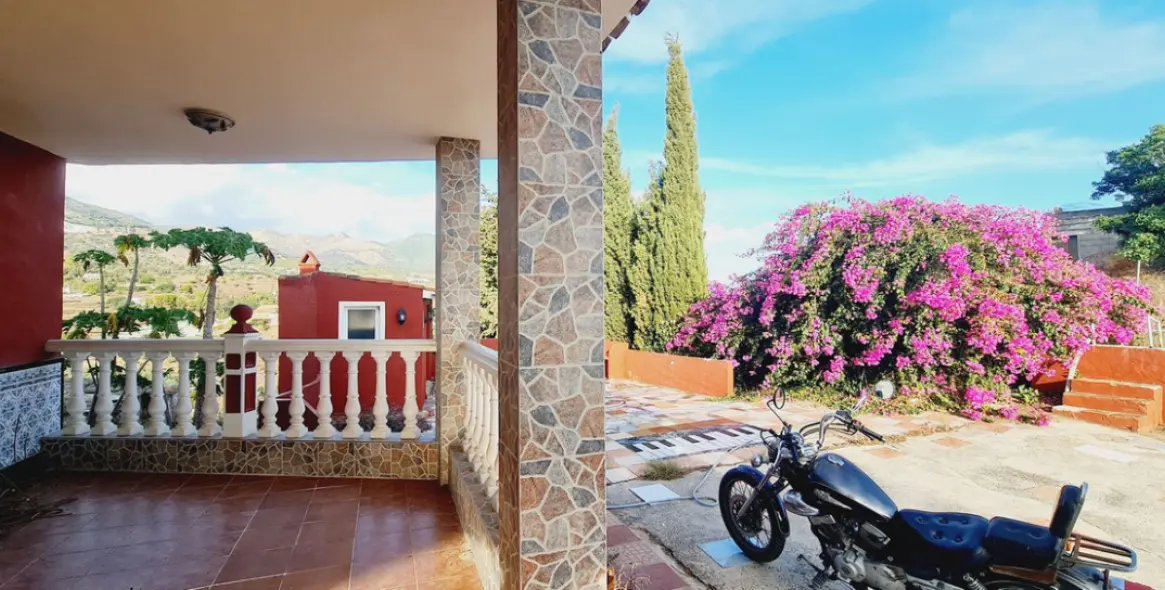 Sale of finca - cortijo in Fuengirola 1