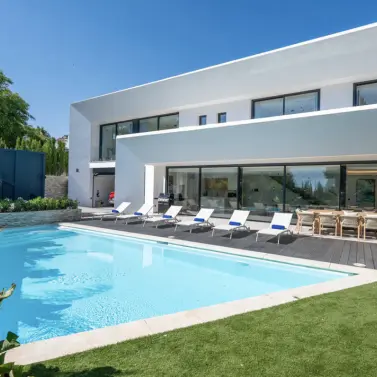 Venta de villa independiente en Artola