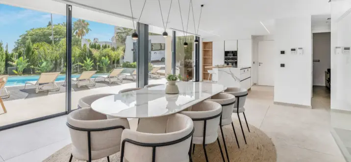 Venta de villa independiente en Artola 3