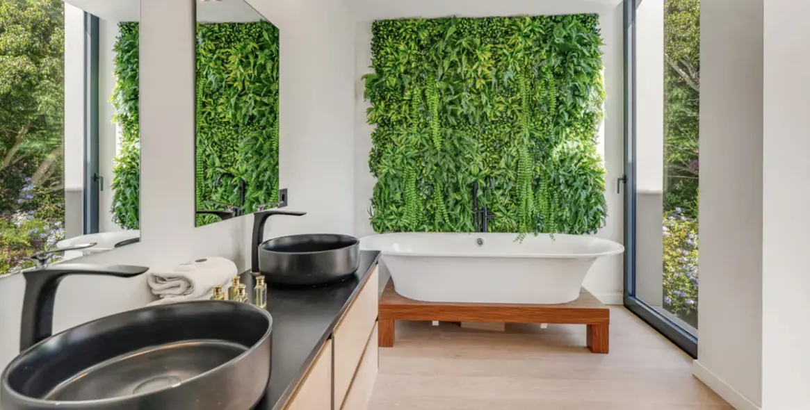 Sale of detached villa in Artola 17