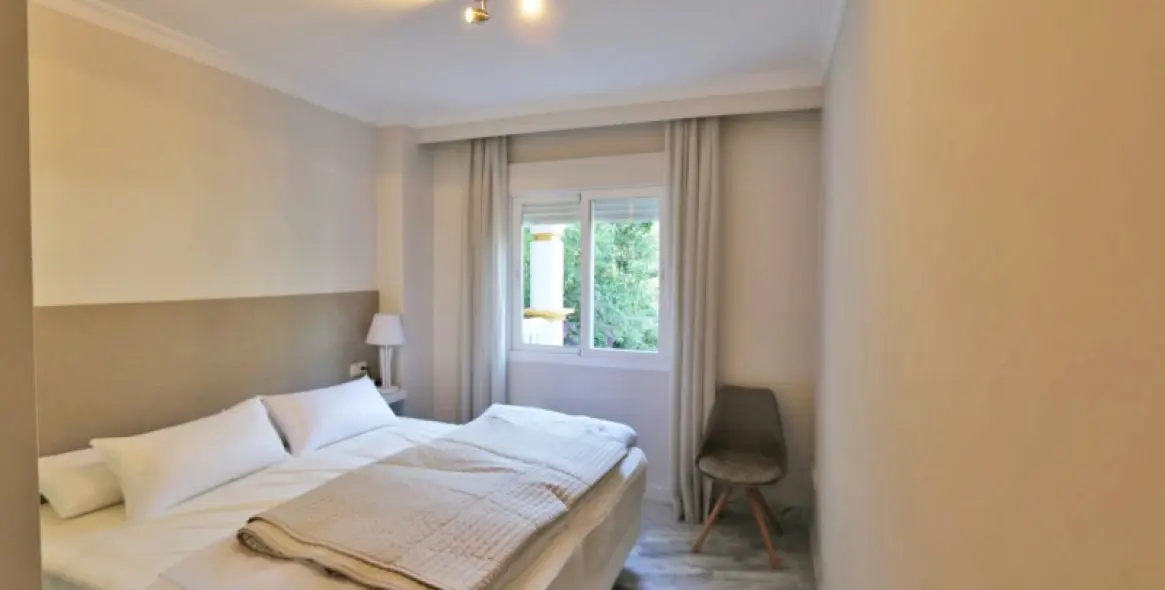 Short-term rent of middle floor apartment in Nueva Andalucía 6