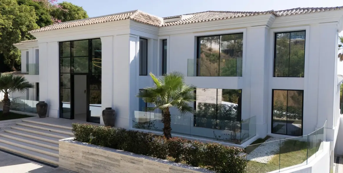 Продажа  отдельно стоящей виллы в Benahavís 4