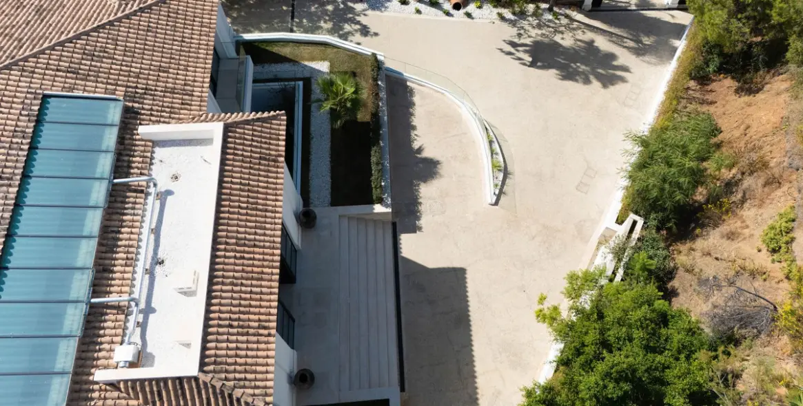 Продажа  отдельно стоящей виллы в Benahavís 5