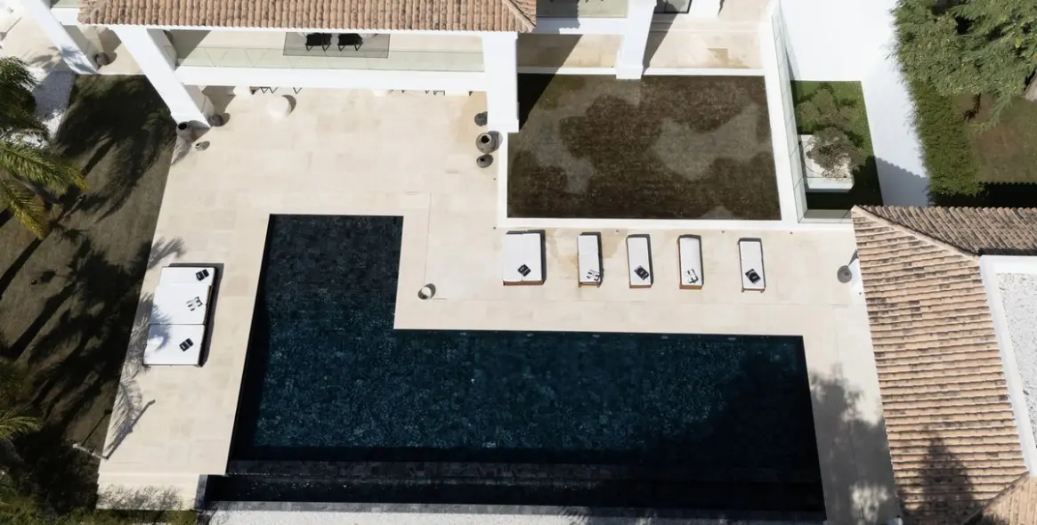 Продажа  отдельно стоящей виллы в Benahavís 6