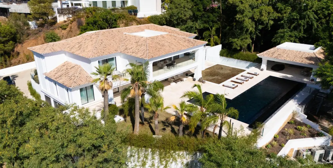 Продажа  отдельно стоящей виллы в Benahavís 8