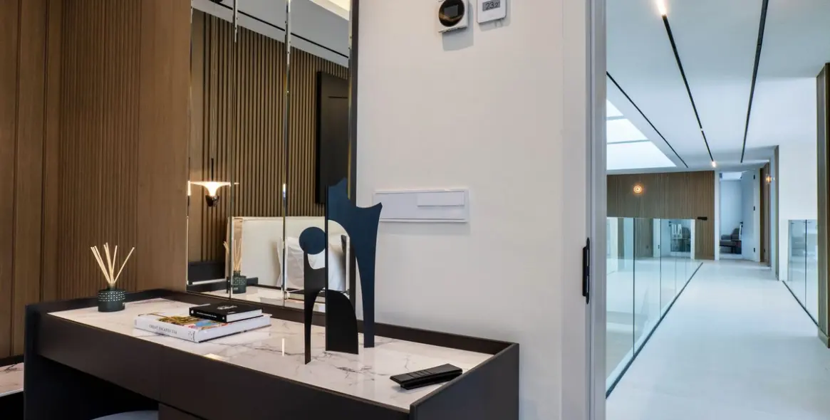 Продажа  отдельно стоящей виллы в Benahavís 16