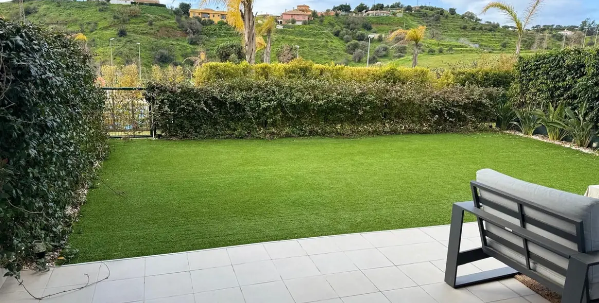 Долгосрочная аренда апартаментов на первом этаже в La Cala de Mijas 2