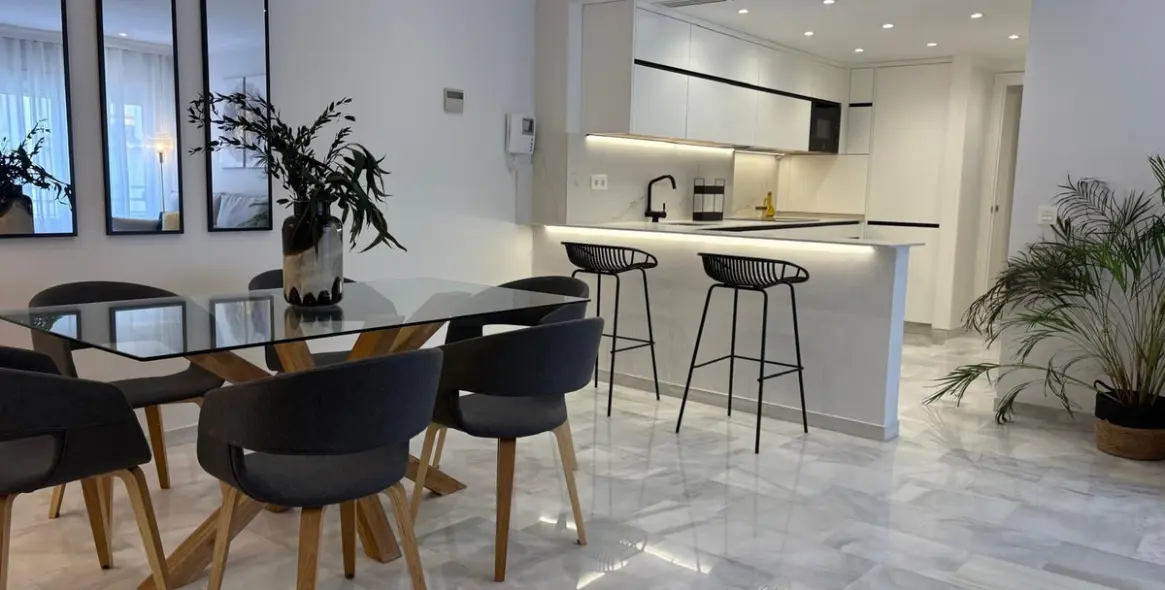 Продажа апартаментов на среднем этаже в Marbella 3