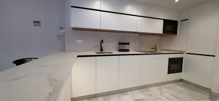 Продажа апартаментов на среднем этаже в Marbella 4