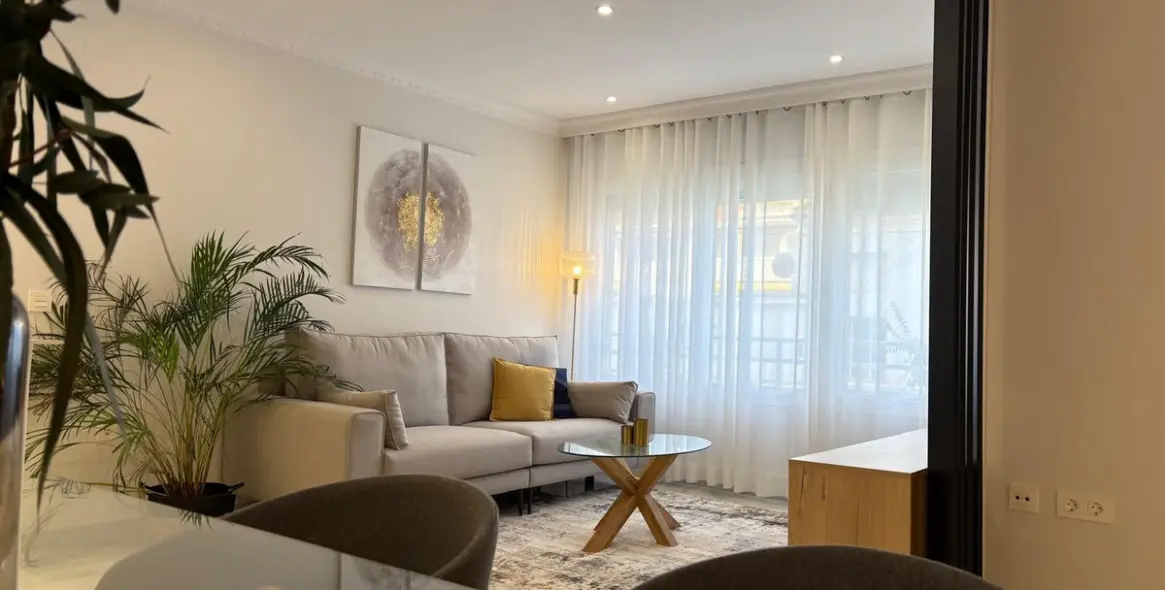 Продажа апартаментов на среднем этаже в Marbella 11