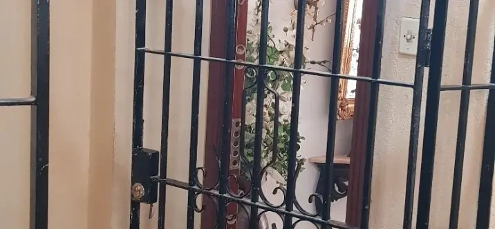 Sale of middle floor apartment in Málaga Centro 1