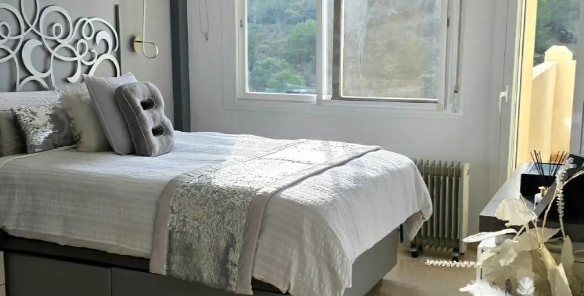 Venta de ático dúplex en Mijas 16