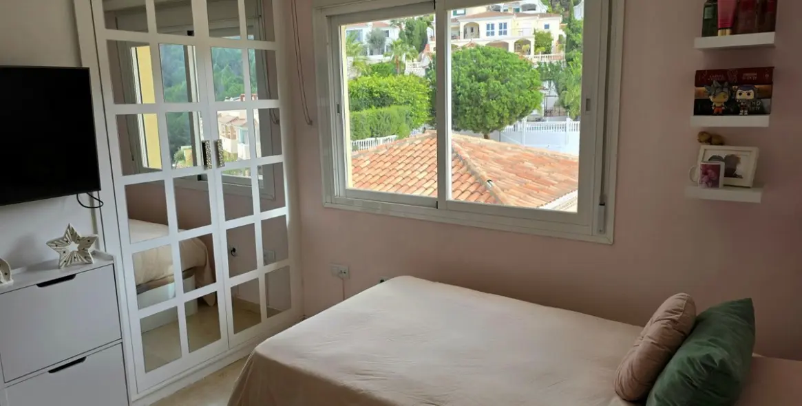 Продажа двухуровневого пентхауса в Mijas 24