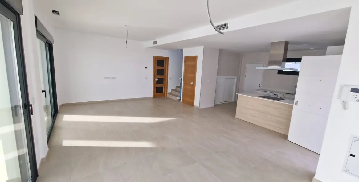 Sale of detached villa in Manilva 3