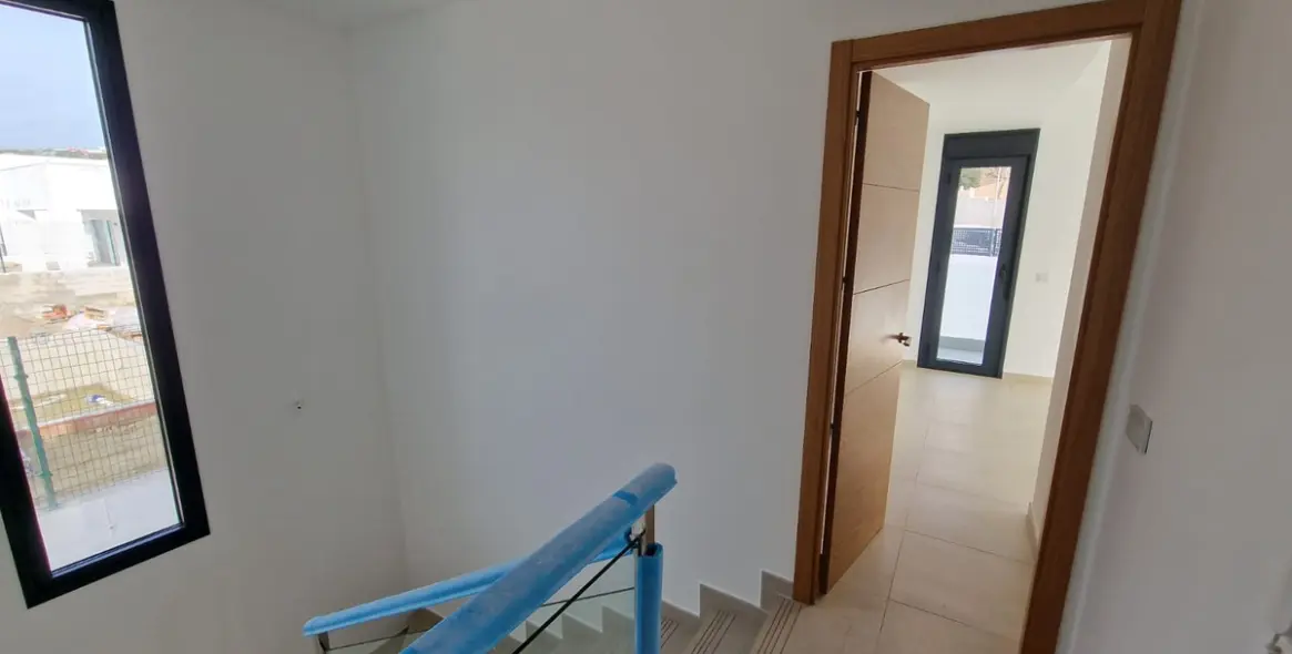 Sale of detached villa in Manilva 10