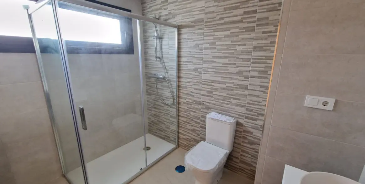 Sale of detached villa in Manilva 15