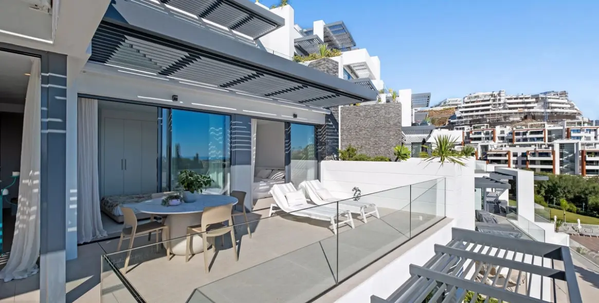 Sale of middle floor apartment in La Quinta 2