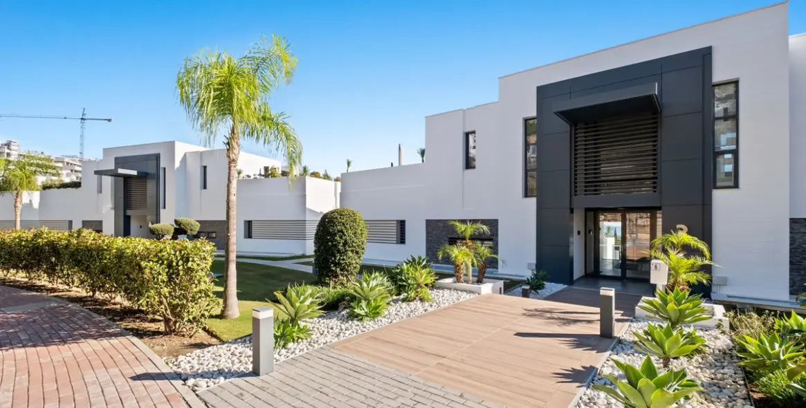 Продажа апартаментов на среднем этаже в La Quinta 28