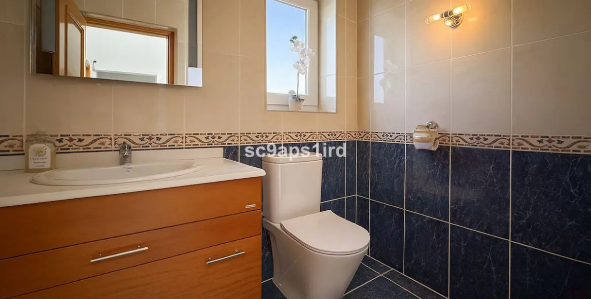 Venta de villa independiente en Cerros del Aguila 7